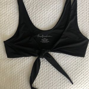 437 Swimwear Kenzie top